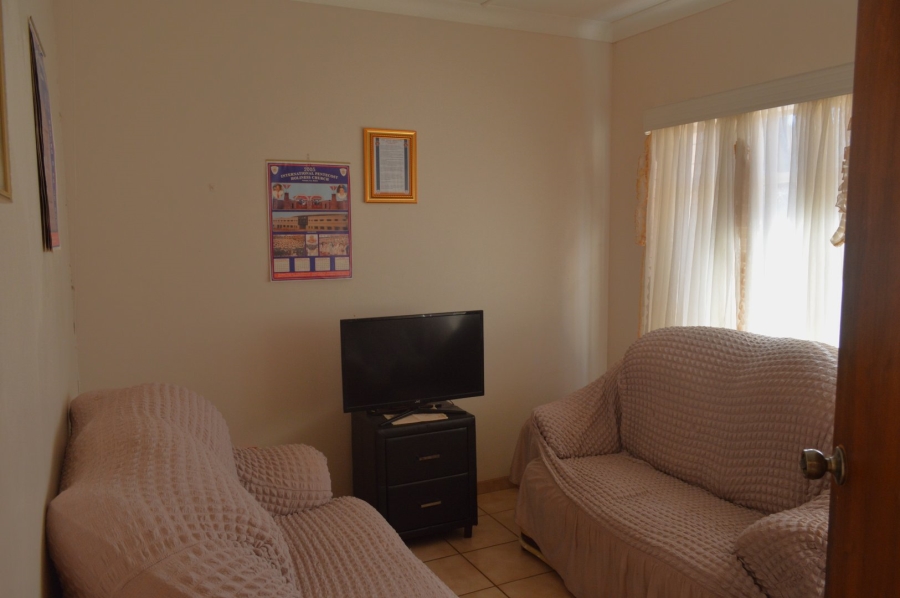 3 Bedroom Property for Sale in La Hoff North West